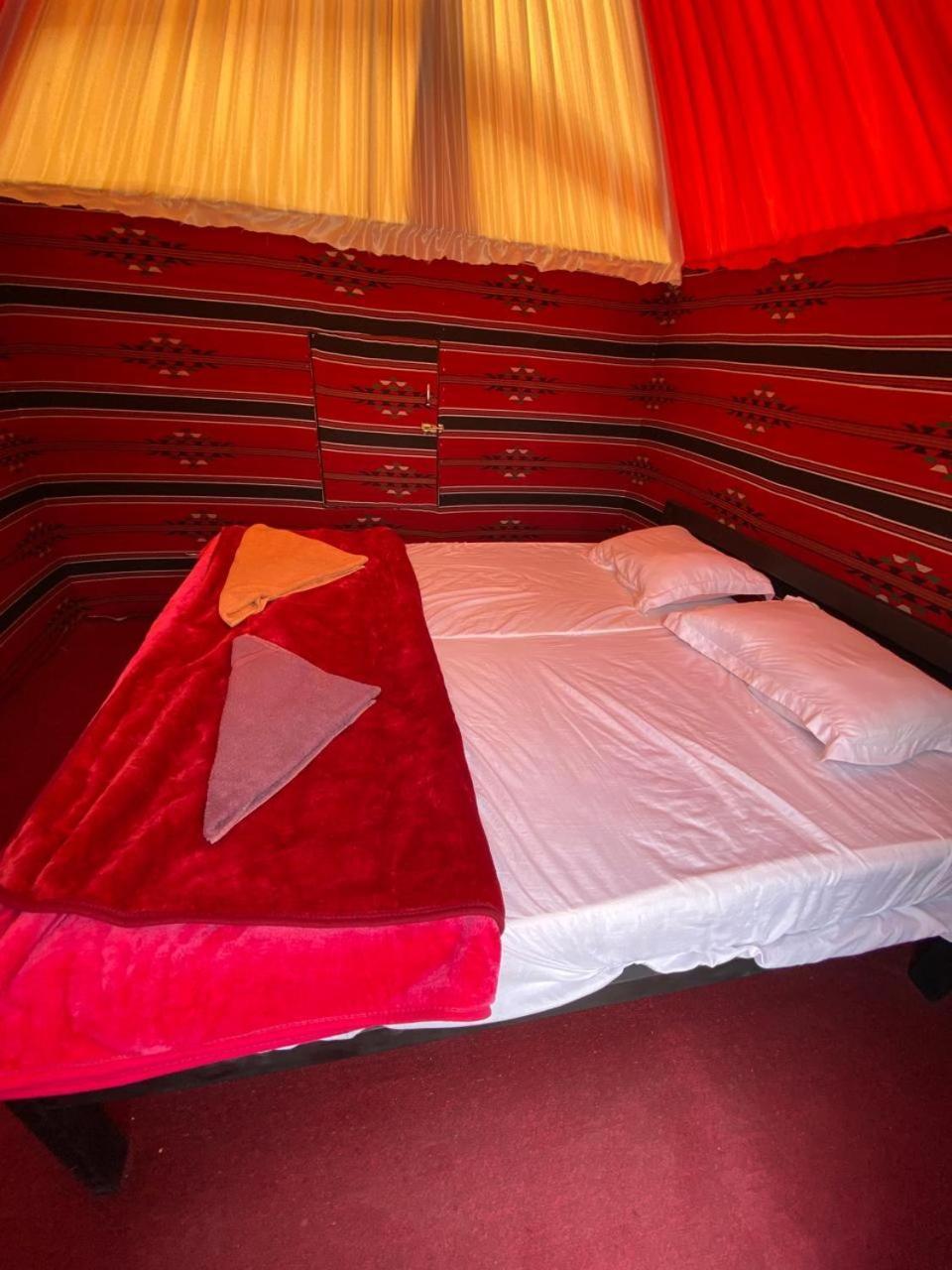 Wadi Rum Bedouin City Camp & Tours Exterior foto